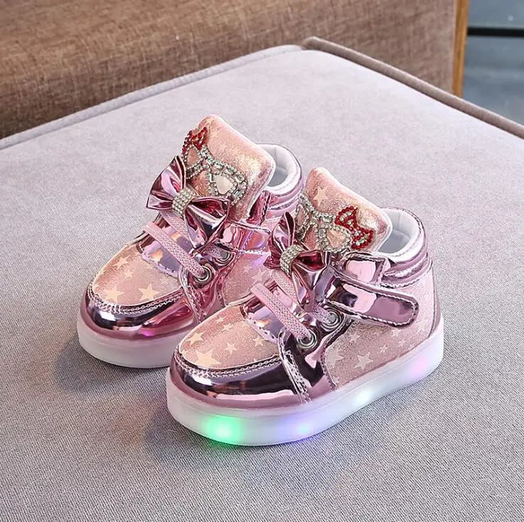 Брендовые Детские светящиеся кроссовки с подсветкой для малышей детская модная