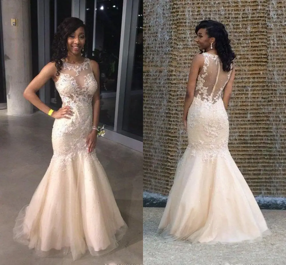 

New Champagne Sheer Crew Neck Lace Appliques Festa Prom Dresses Dubai Sheer Crew Neck Illusion Button Back Mermaid Evening Gowns