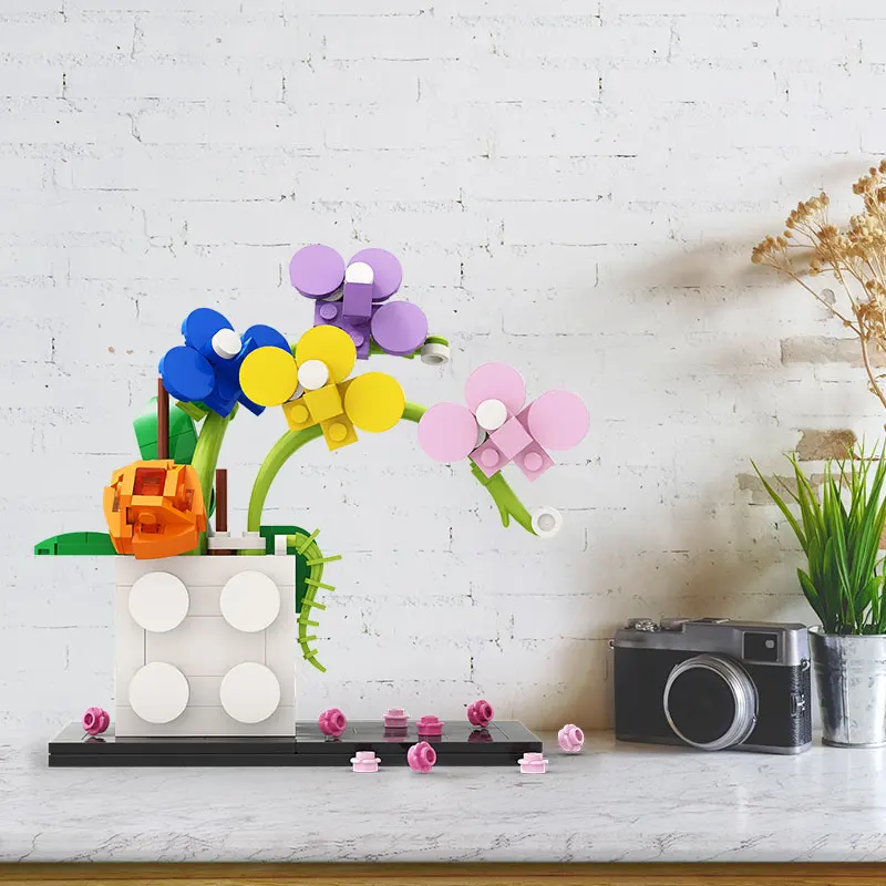 

MOC Colorful Flowers Phalaenopsis Vase Building Blocks Butterfly Orchid Ornaments Potted Plants Bricks Assemble Toy For Children