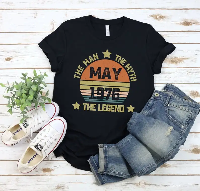 

Vintage born in May 1976 limited edition 45th birthday shirt classic anniversary gift summer round neck 100% cotton T-shirt