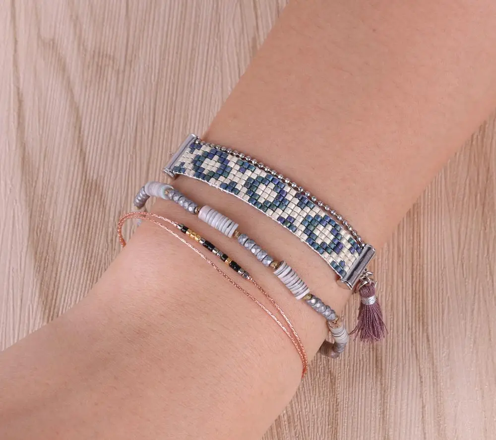 Женский браслет с кисточками KELITCH разноцветный из бисера золотыми бусинами