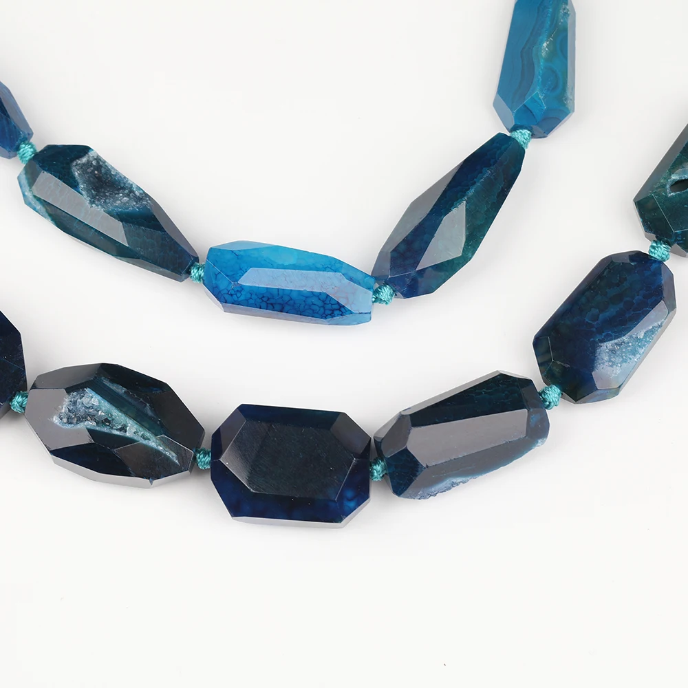 

15.5''/Strand,Blue Natural Cracked Agates Freeform Slab Loose Spacer Beads Findings,Drilled Slice Agates Stone Beads DIY Jewelry