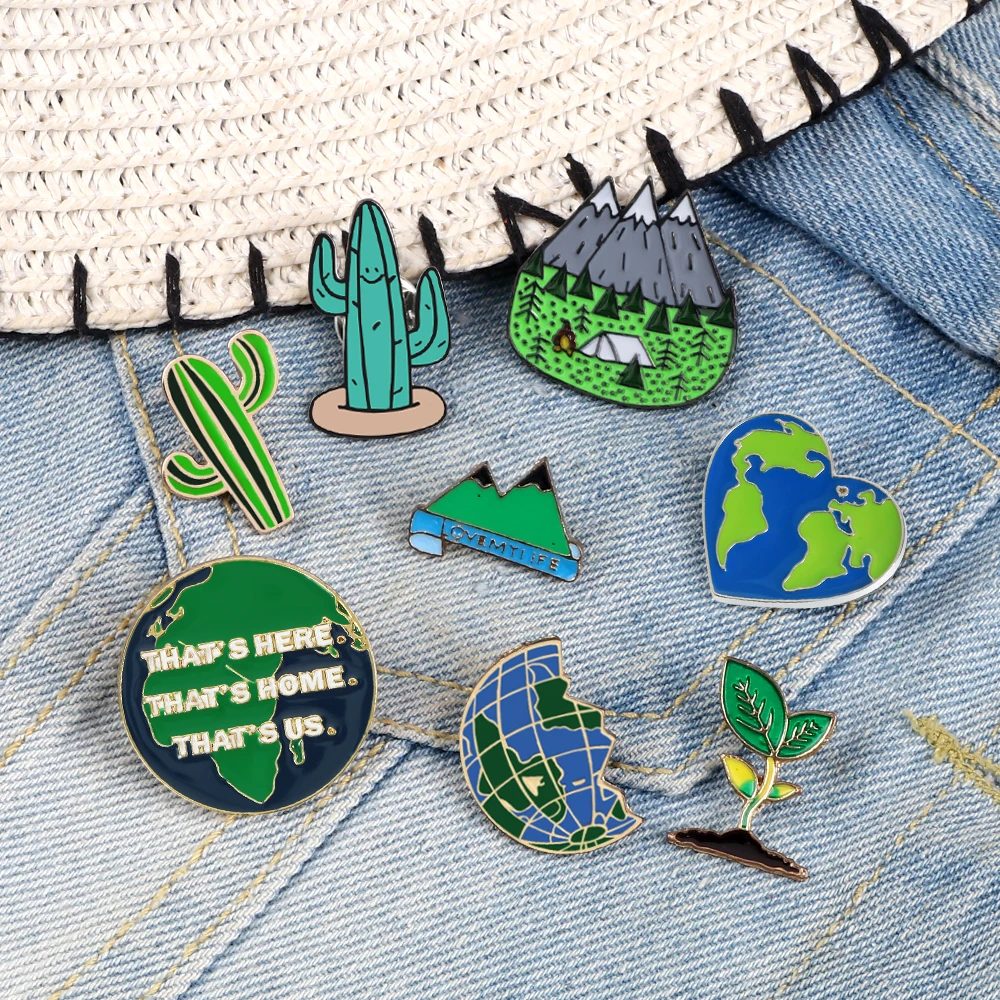 Green Enamel Pins Earth Heart Map Cactus Mountain Forest Brooches Lapel Pin For Women Men Cartoon Adventue Badge Natural Jewelry