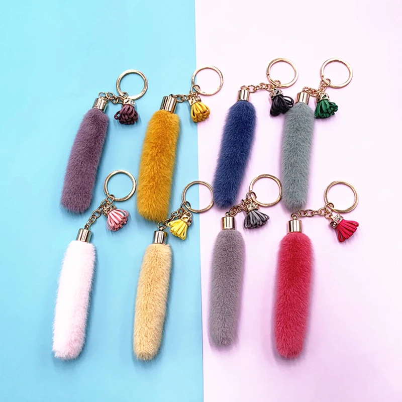 Кисточка плюшевый автомобильный брелок цветной зажим для ключей женская сумка