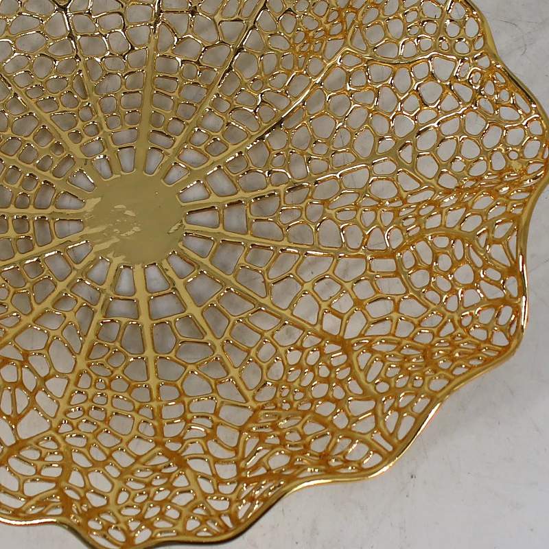 

Nordic Metal geometric bird cage fruit plate wedding home decoration Home Living Room Snack Fruit Bowl