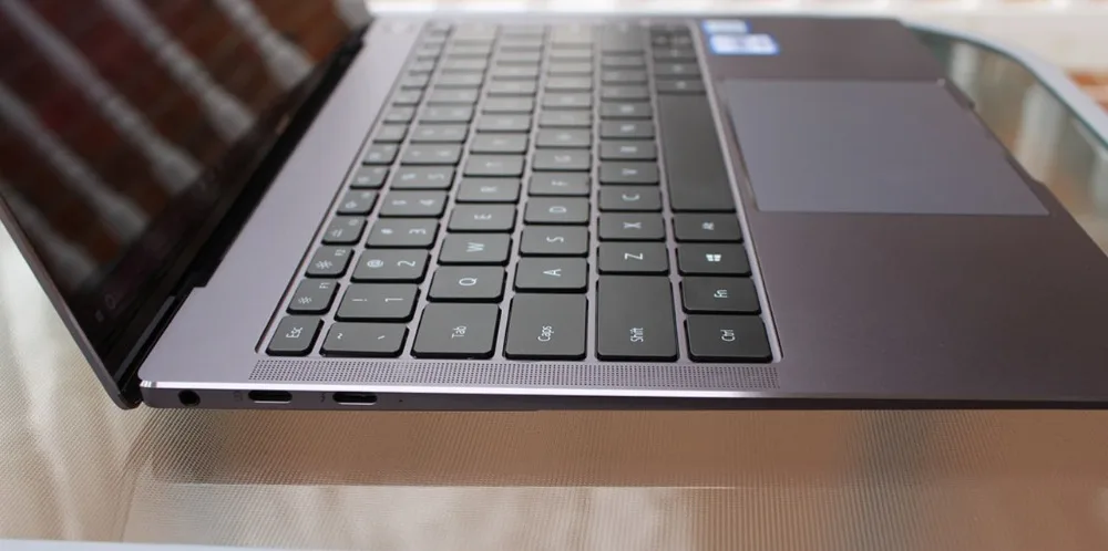 Лучший Мощный ноутбук HUAWEI MateBook X Pro, 13,9 дюймовый ноутбук с 16 Гб оперативной памяти, 1 ТБ, i7-8565U для хранения данных, процессор, Макс. 4,6 ГГц