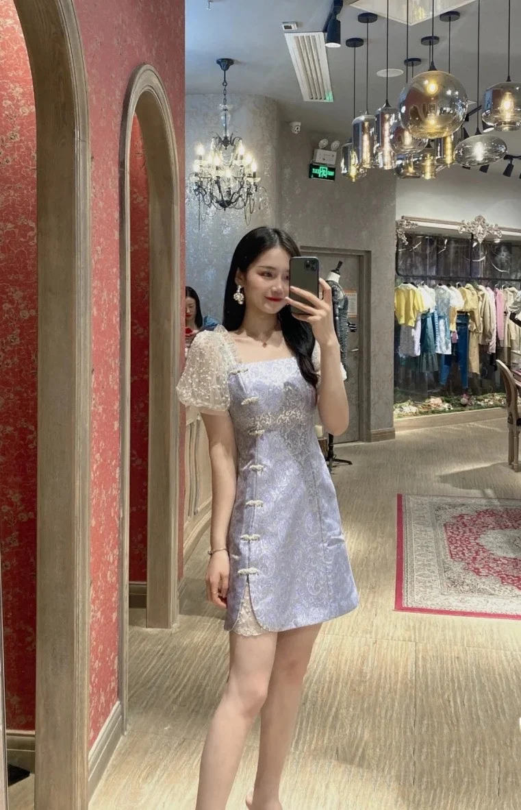 

Dresses