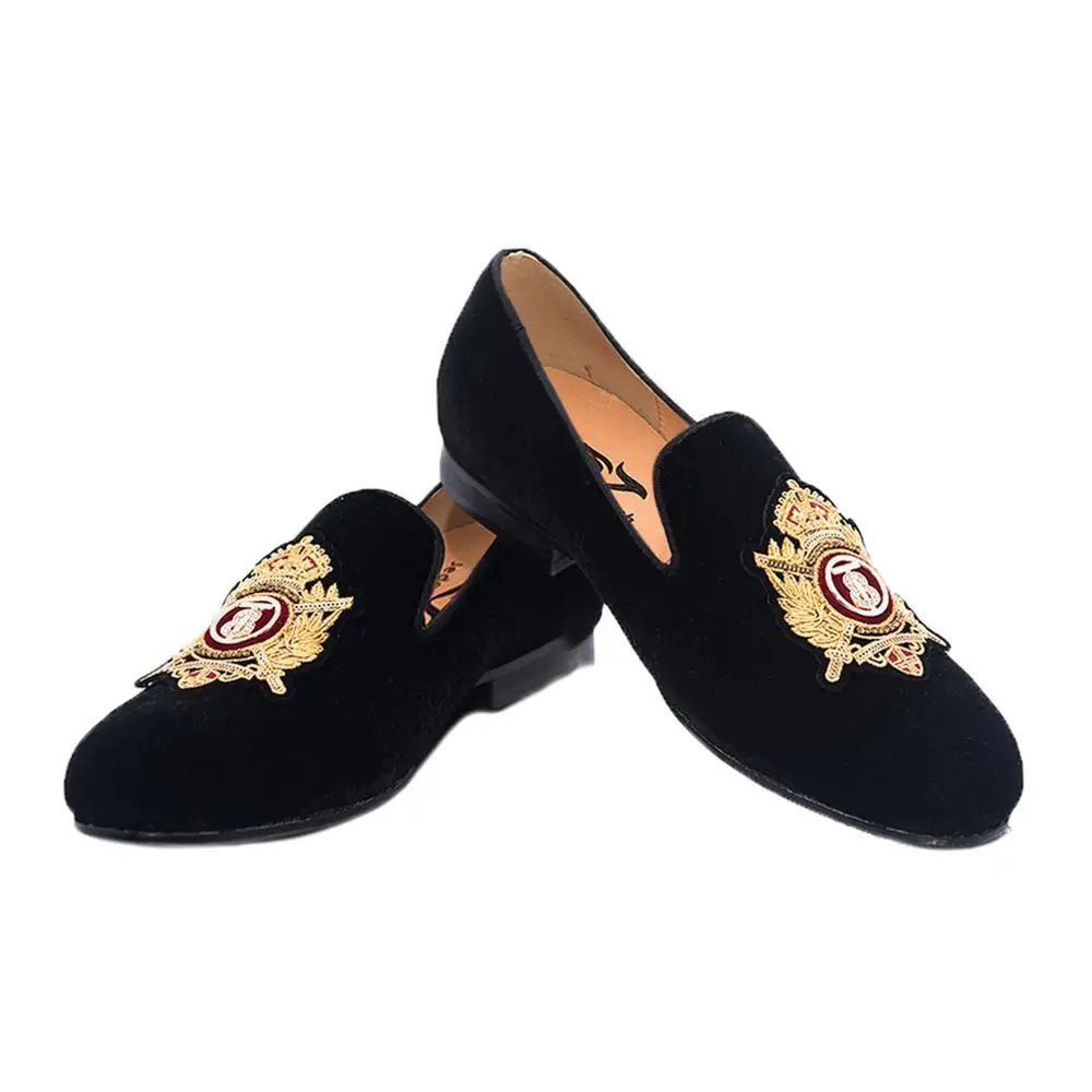 preço Jeder S Mocassins Sapatos Masculinos Sapatos De Veludo Ouro Emblema Bordado Artesanal Preto Deslizamento-em Sapatos Masculinos Festa E Casamento Apartamentos