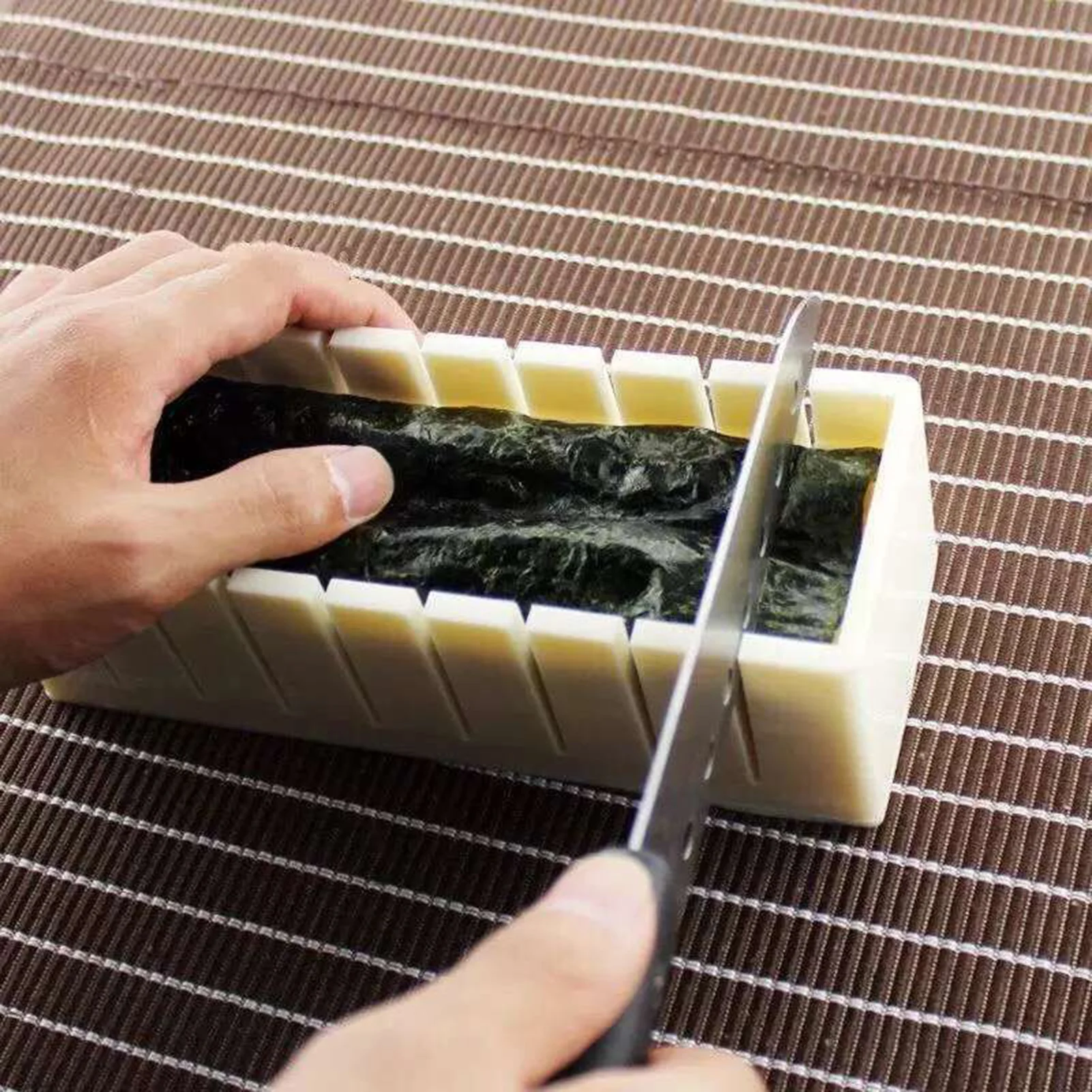 

10PCS Sushi Tool Set Rice Mold Sushi Maker Premium DIY Heart-shaped Triangle Round Square Making Machine For Kitchen