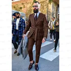 Костюм-тройка мужской деловой из пиджака и брюк, коричневый