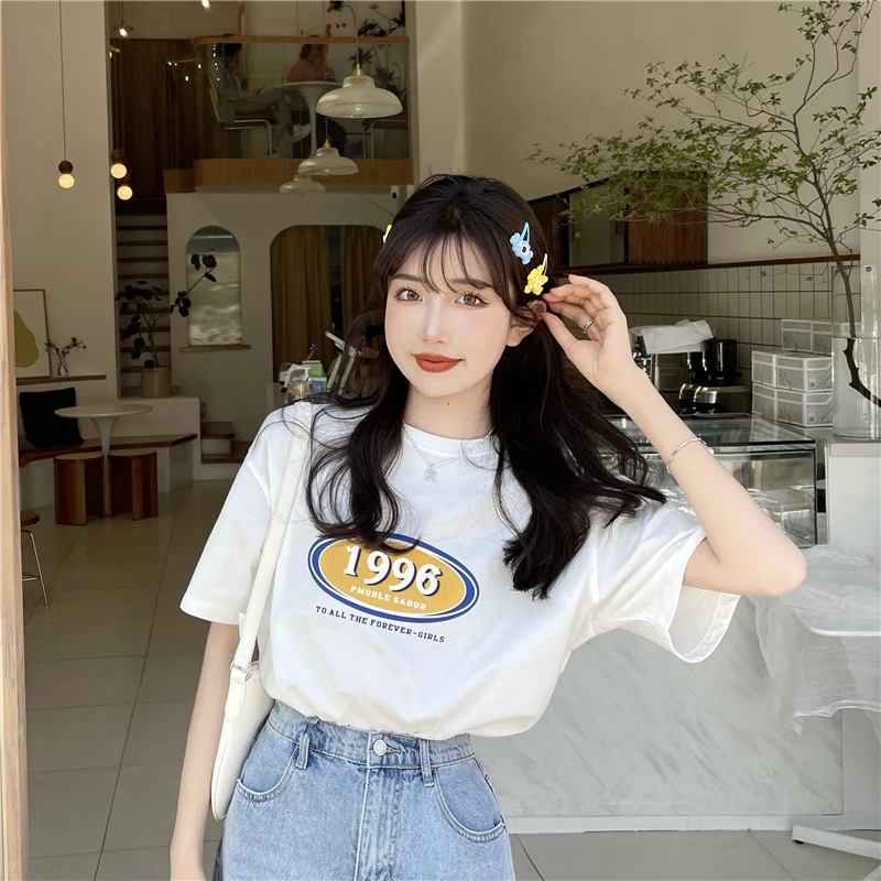 

YTX1174 Retro white short-sleeved T-shirt female summer 2021 new design sense niche loose half-sleeved