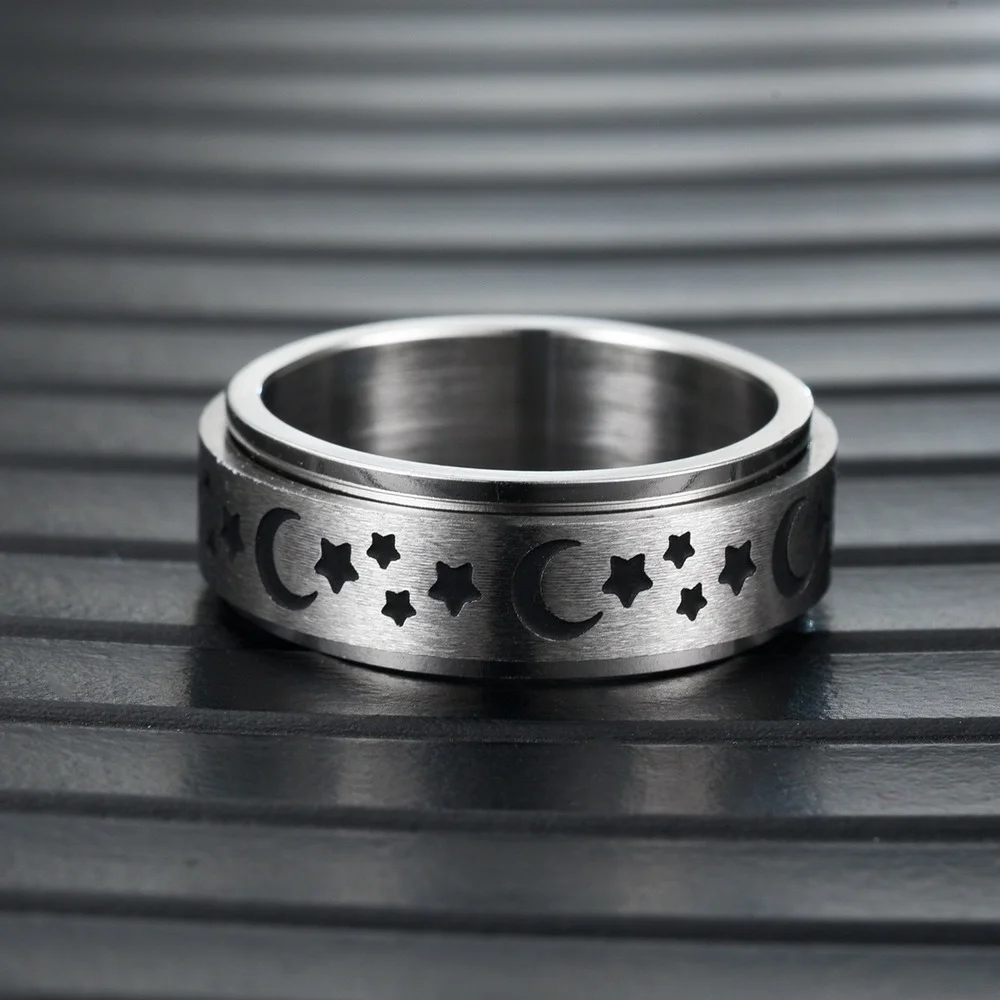 

The new rotatable star and moon men's ring stainless steel couple ring jewelry when the ring is running