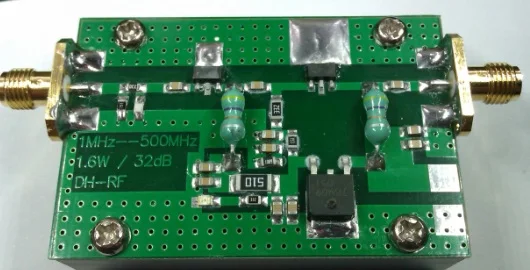 

1MHz -- 500MHz 1.5W amplifier HF FM VHF UHF FM transmitting broadband RF power amplifier