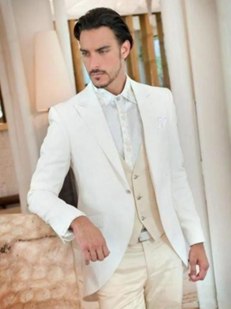 Белый костюм для жениха смокинг с лацканами острыми углами Свадебный из 3