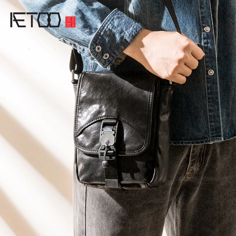

AETOO Leather messenger bag, men's first layer leather casual shoulder bag, youth trendy fashion small bag