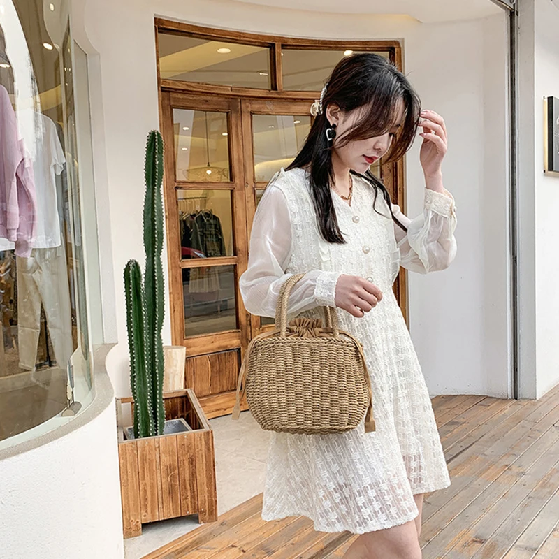 

Big Capacity Fashion Handmade Straw Handbags Ins Hot Simple Designer Bucket Lady Tote Bolsa Summer Beach Travel Holiday Purses