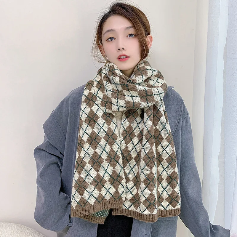 

New Retro Prismatic Plaid Scarf Ladies Knitted Cashmere In Autumn And Winter To Keep Warm And Thicken The Scarf