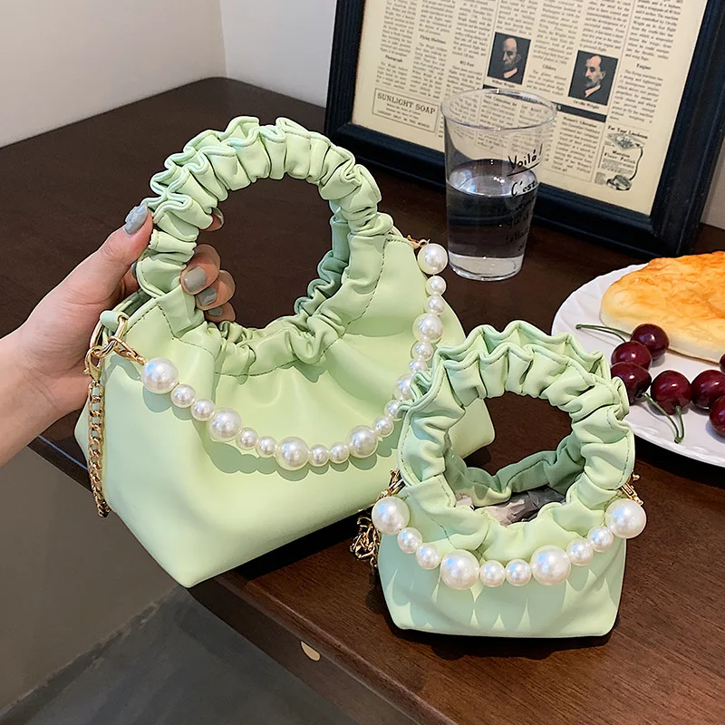 

Wriufred Bag women summer makeup mobile phone crossbody bags new trendy fashion folds portable cloud bag chain messenger handbag