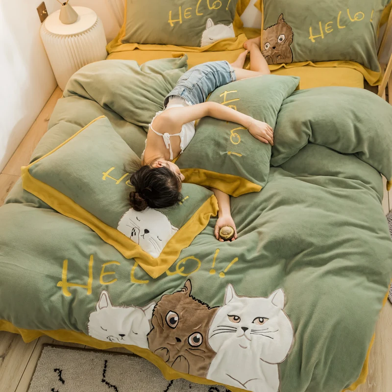 Modern Style AU Special Velvet Thicken Hello Cat Series Duvet Cover Pillowcase Bedspread Bed Set Queen King Avocado Green Khaki | Дом и сад