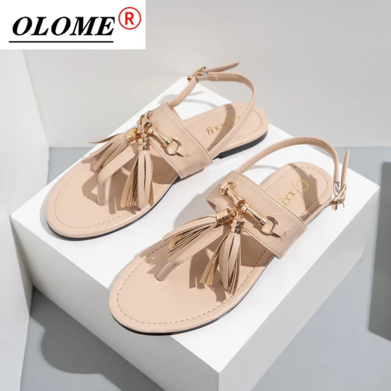 

Summer Ladies Sandals Tassel Flat Heel Women Sandals Fashion Metal Flat Women Sandals Beach Sandals 2021