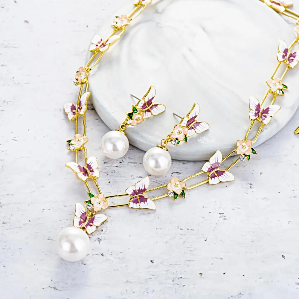 

Viennois Fashion Pearl Jewelry Set Gold Color Butterfly Design Simulated Pearl Necklace and Earrings Sets For Women Bridal Set