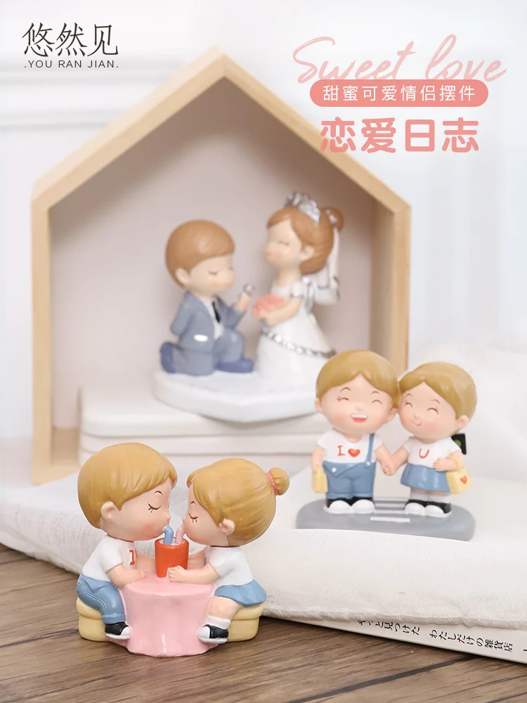 

Sweet Love Anniversary Gift to Girlfriend Couple Creative Practical Porch TV Cabinet Home Decoration Small Ornaments