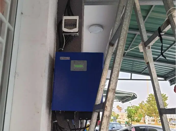 

JNTECH 5kw off grid solar power system for home DC AC 220Vac single phase output with hybrid AC charger