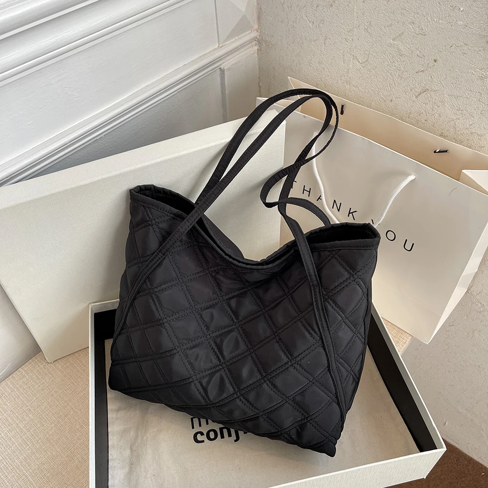 

Designer Cotton Pad Tote Large Nylon Padded Women Shoulder Bag Fashion Big Shopper Bags for Women 2022 Ladies Handbags Purses