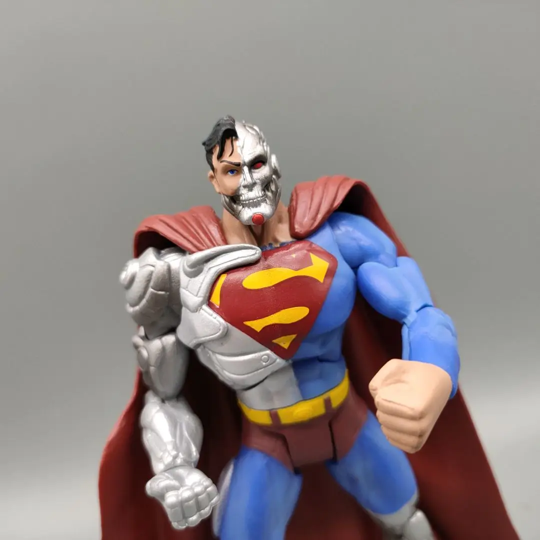 Экшн-Фигурка Супергерои Вселенной DCU киборг Хэншоу 6 дюймов