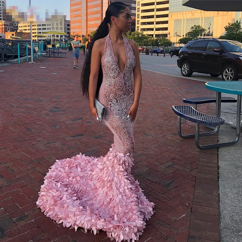 Уникальное Розовое Кружевное с аппликацией из бусин вечернее платье Русалка