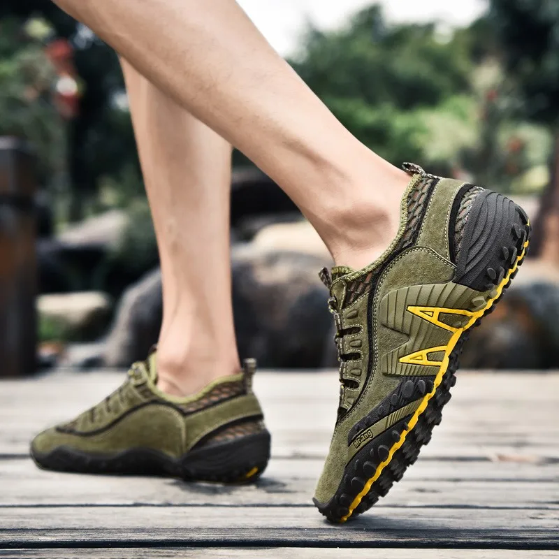 

Men's Shoes