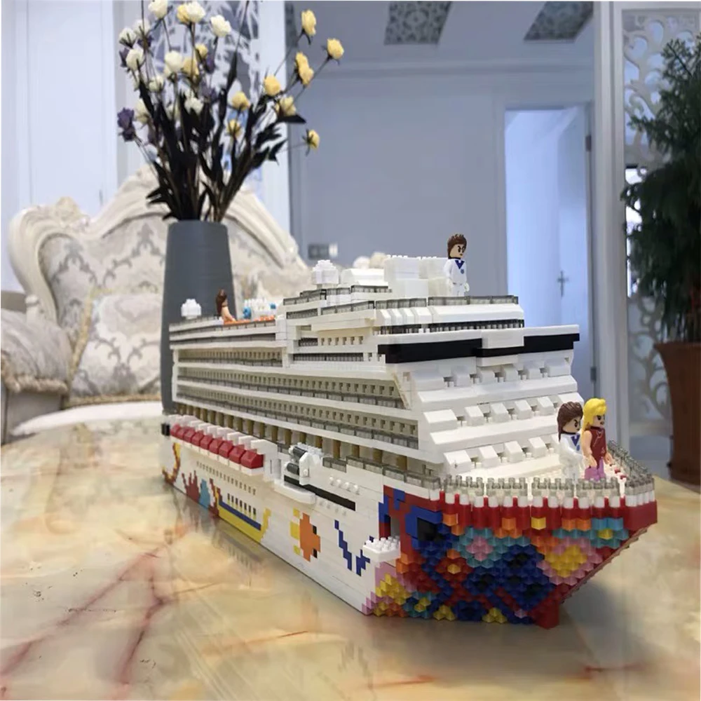 

3d model ship building block dream cruises liner diamond building blocks mini world stars of building toys for children adult
