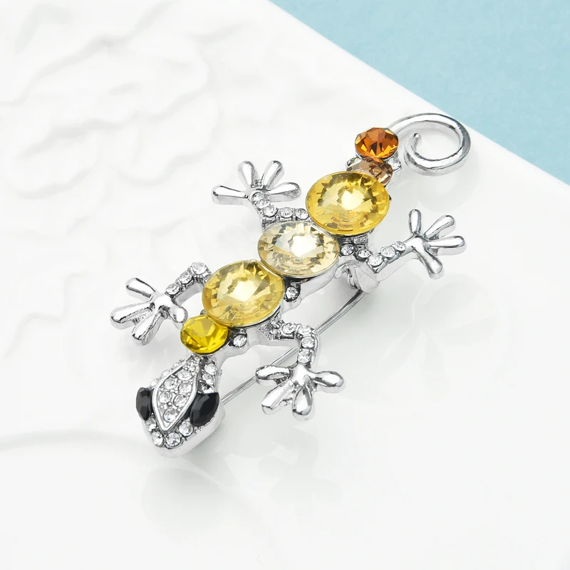 

Wuli&baby Rhinestone Gecko Animal Brooches For Women Unisex Lovely Animal Party Casual Brooch Pins Gifts