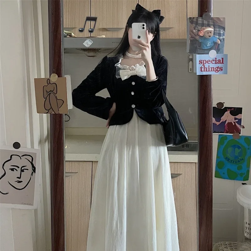 

Small French Sweet High-Grade Fake Two-Piece Long-Sleeved A- line Dress for Women Autumn and Winter 2021 New