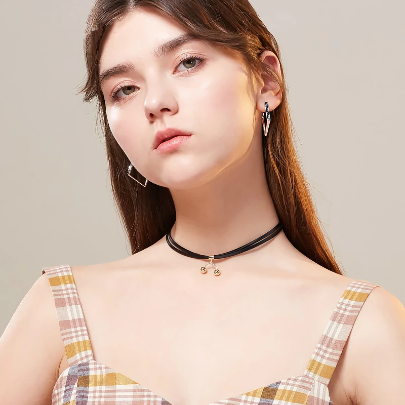 

Black Leather Rope Collar Choker Necklaces Women Smooth Beads Charm Fashion Jewelry Gift Length Adjustable Necklaces New Arrival