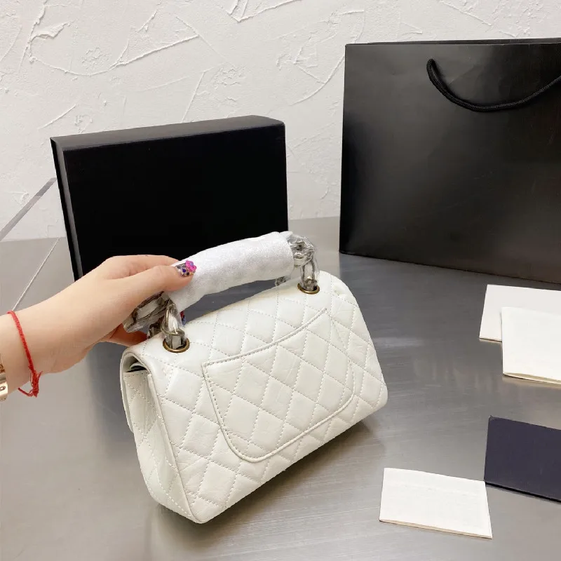 

Limited edition badge CC bag Genuine Leather Luxury Designer Designer Bag Sac De Luxe Femme Mochila Bolso Mujer Satchels purses