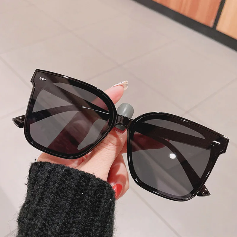 

Unisex Retro Classic Black Square Sunglasses Women Candy Vintage Glasses ShadesYellow Night Driving Sun Glasses For Female Men