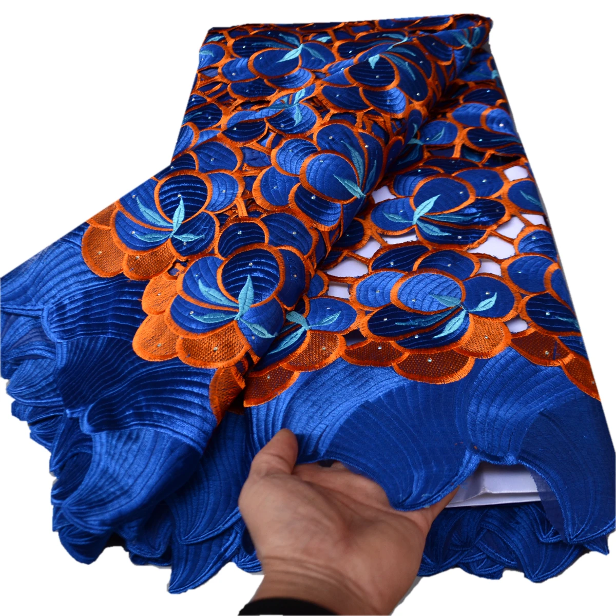 Дешево 5 ярдов, фиолетовая нигерийская кружевная ткань 2022, Высококачественная африканская кружевная ткань с камнями для шитья, свадьбы, случайной ... Продажа 5 ярдов, фиолетовая нигерийская кружевная ткань 2022, Высококачественная африканская кружевная ткань с камнями для шитья, свадьбы, случайной ...