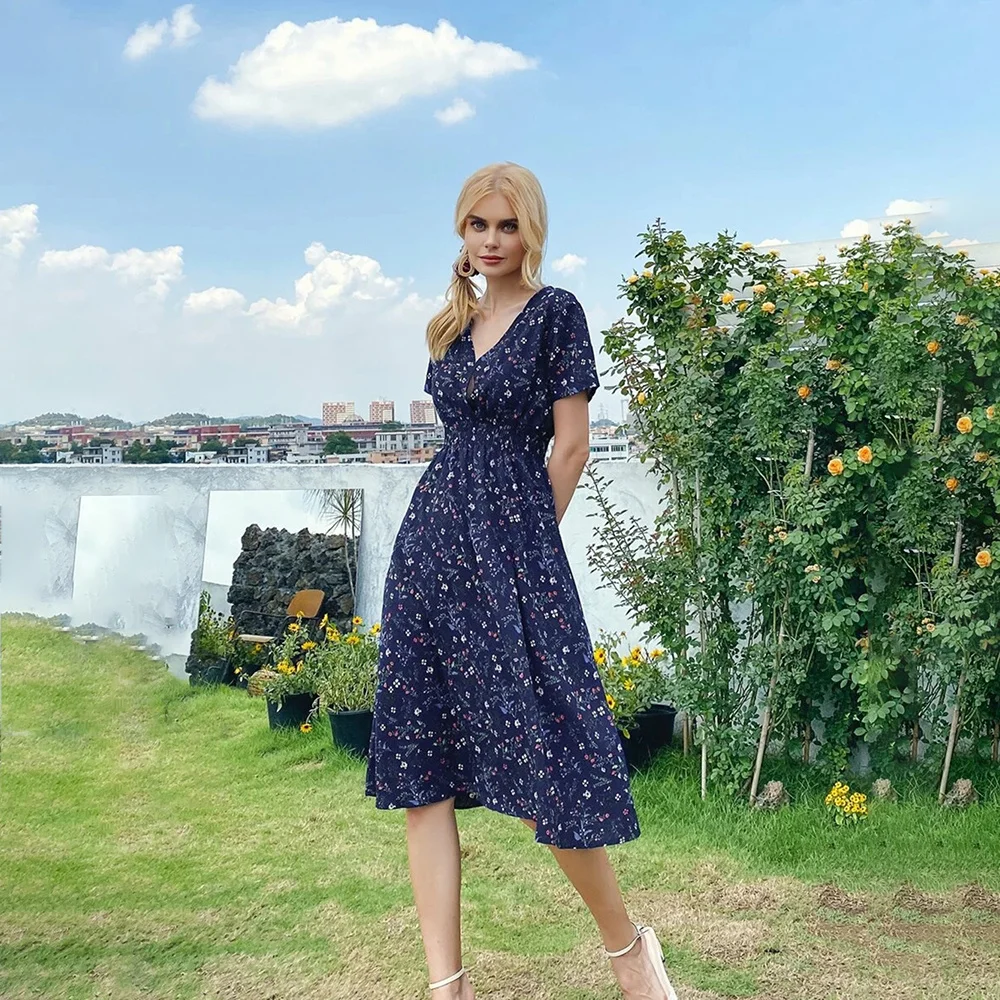 

2021 Summer Sexy V-neck Womens Short Sleeve Dress Fashion Floral Print Slim Casual Beach Vacation Knee-length Dresses For Women
