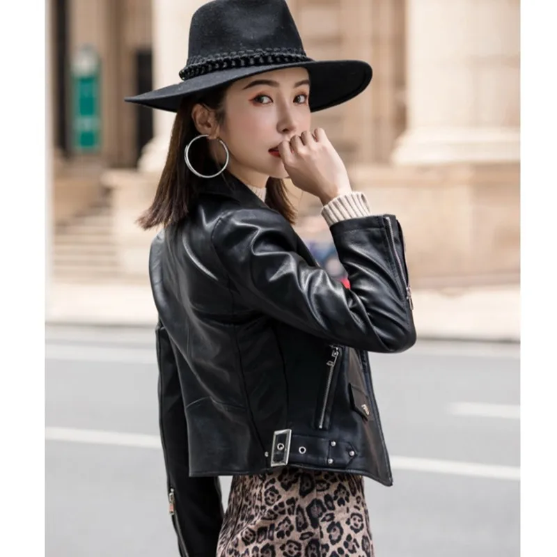 2021 Womens Autumn Winter PU Leather Jacket Fried Street High-End Sense Of All-Match Short Slim Locomotive Coat Cool Zipper Top
