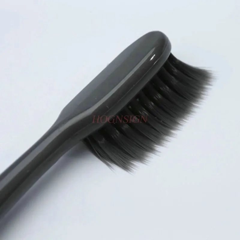 

toothbrush Ultra-fine soft hair deep into the gingival sulcus and interdental