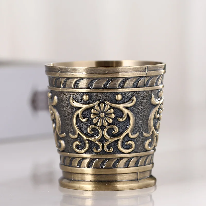 

Household small wine cup creative fashion one cup imitates the ancient palace wine cup
