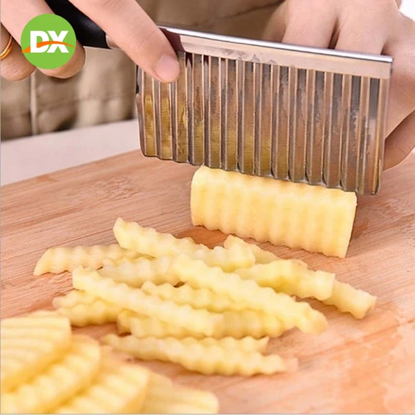 High Quality Stainless Steel Potato slicers Wavy Edged cutter Plastic Handle Kitchen Gadget potato slicer cucumber |