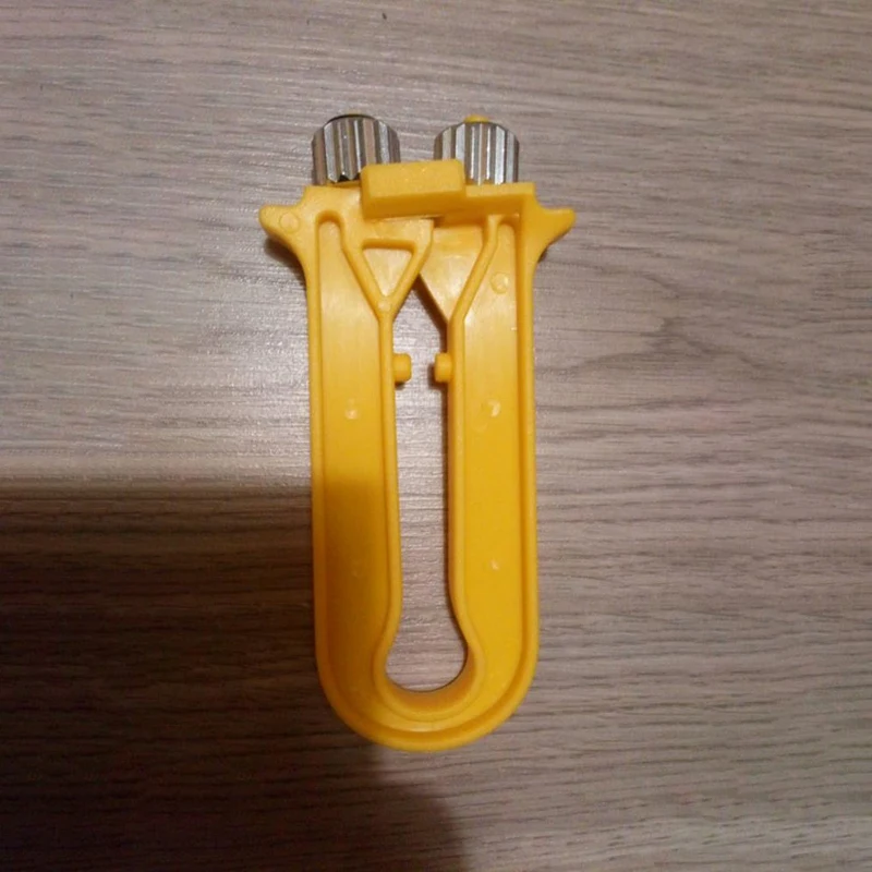 

10Pcs Plastic Bee Wire Cable Tensioner Crimper Frame Hive Bee Tool Nest Box Tight Yarn Wire Beehive Beekeeping Equipment