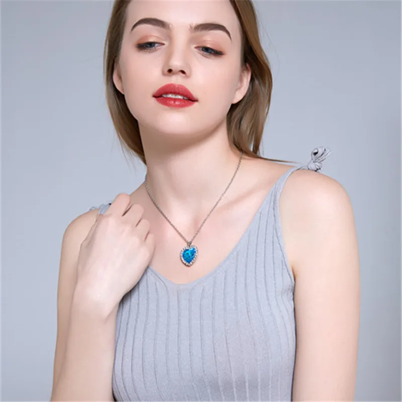 Классическое ожерелье Love Forever с кулоном в виде синего сердца из Титаника