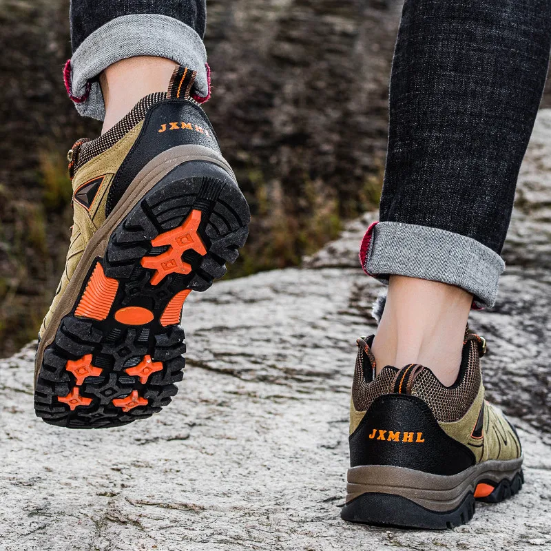 Fashion Winter Plush Hiking Shoes Man Climbing Sneakers Suede Leather Trekking Shoes For Men Non-slip Camping Walking Boots 2021