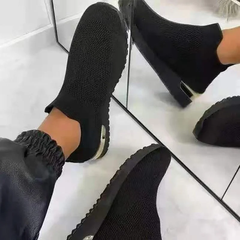 

Running Shoes Spring 2021 Women's Sneakers Slip on Knitted Breathable Ladies Casual Sock Shoe Large Size Female Flats Vulcanized