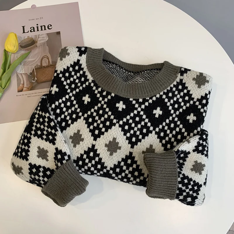 

2020 winter short knitted green sweater women long sleeve round neck loose print pullover loose sweater