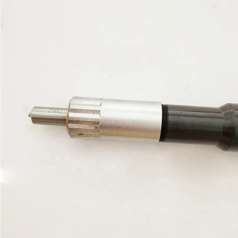 

Common rail diesel auto engine injector 095000-1211 fuel injector 095000-1211