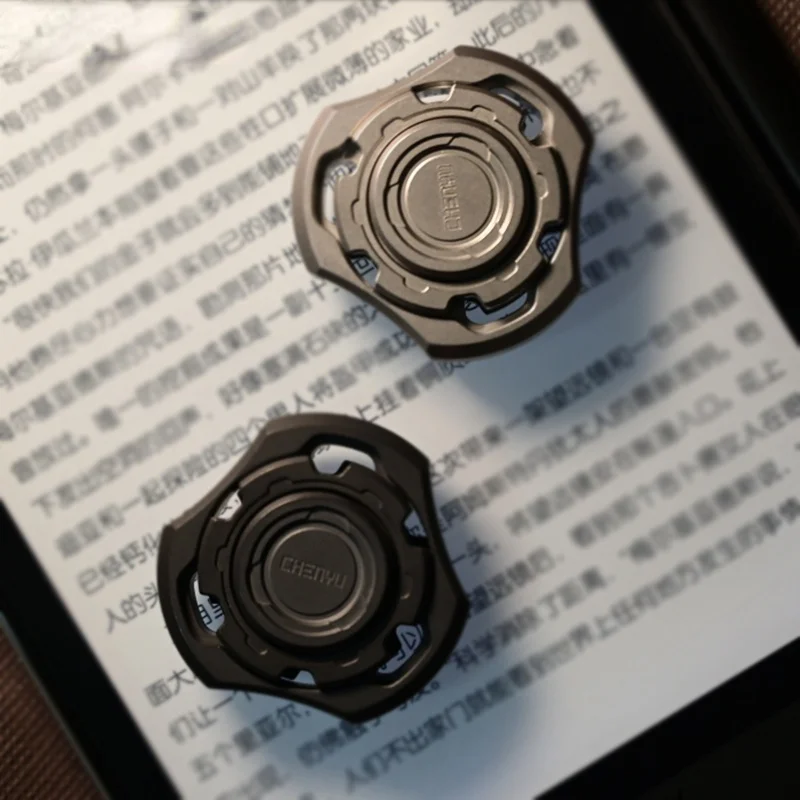 

Веселая Игра Xingtian гироскоп на палец, металлическая вращающаяся игрушка для взрослых, декомпрессионный артефакт, подарок для повседневного ...